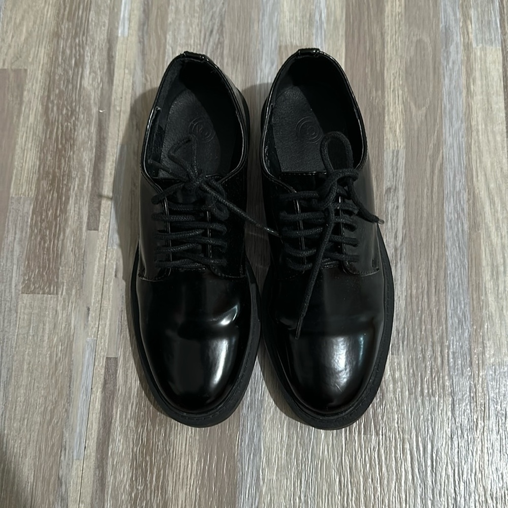 Urban Outfitter Eden Oxford Black Color Shoes US 6 EU 37
